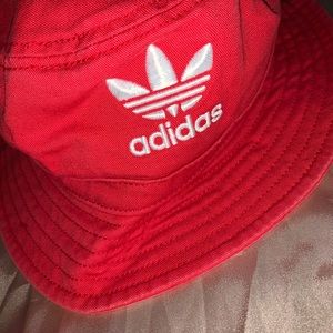adidas bucket hat